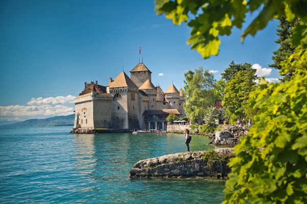 Khám phá thành phố Lausanne trên bờ Geneve